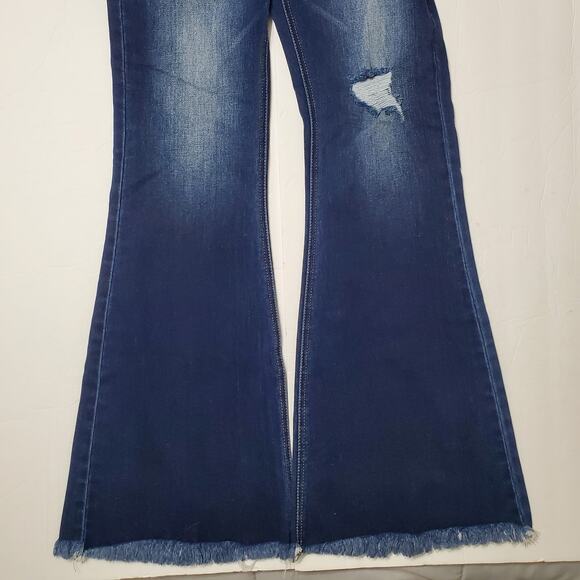 KanCan Sian High Rise Flare Jeans Dark Wash Size 11/29 Frayed Hem Bell Bottoms - Picture 8 of 14